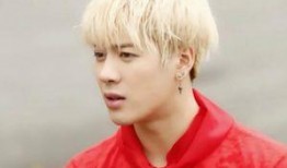 爱豆吃瓜娱乐酱宋亚轩,爱豆吃瓜娱乐酱，揭秘娱乐圈幕后故事